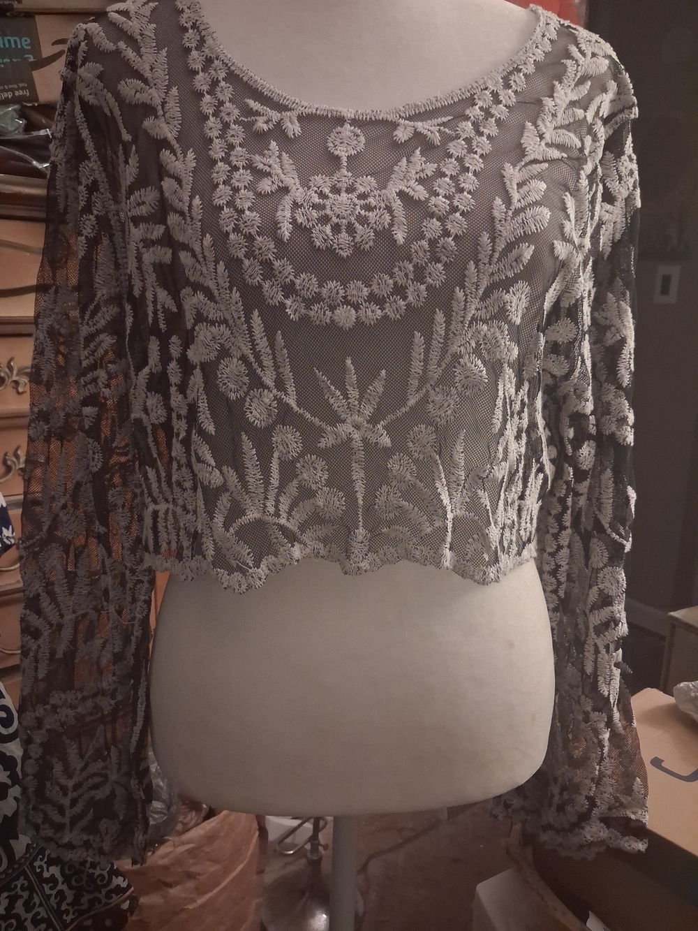 New,Sheer Black Mesh White Embroidered Long-Sleeve Crop Top Trimmed Edges Size M